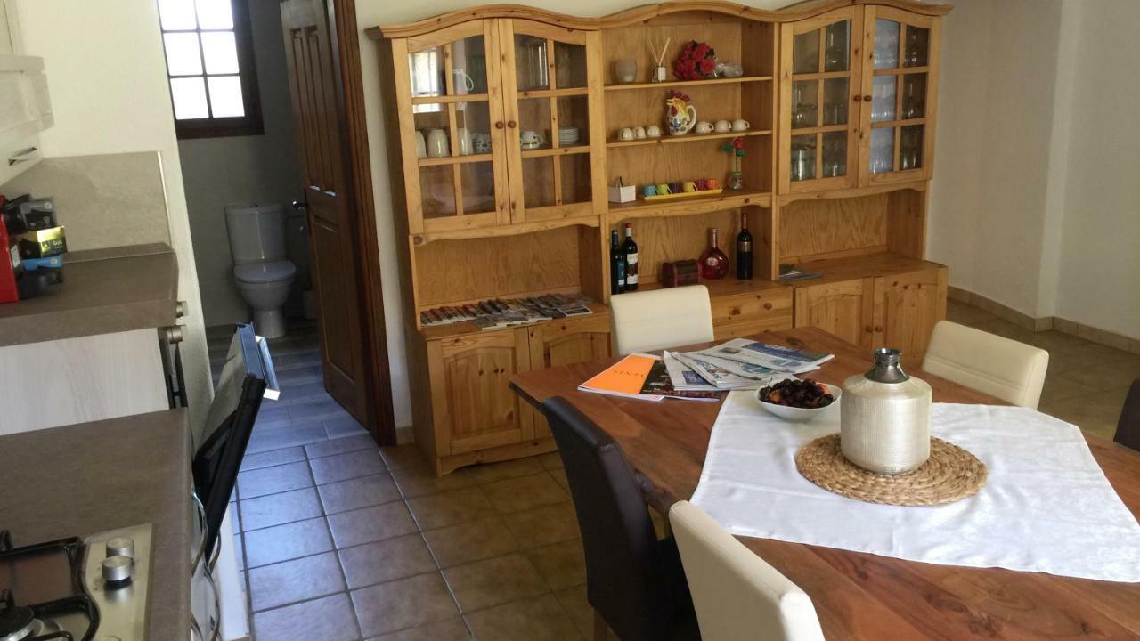 Ferienwohnung Rustico Ai Monti Cadenazzo Exteriör bild