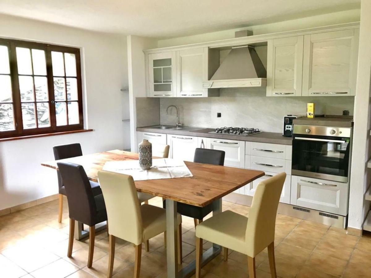 Ferienwohnung Rustico Ai Monti Cadenazzo Exteriör bild